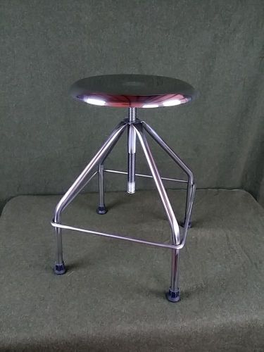 NEW SERV-QUEEN Swivel Exam Stool Adjustable Height 18&#034; to 25&#034; Lab Chair Doctor