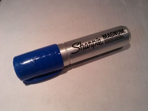 NEW SHARPIE Oversized / X-Large Chisel Tip Permanent Marker - Blue