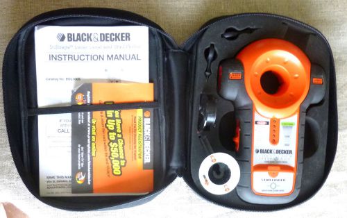 Black &amp; decker &#034;bullseye&#034; laser level/stud finder with case &amp; manual~ mint for sale