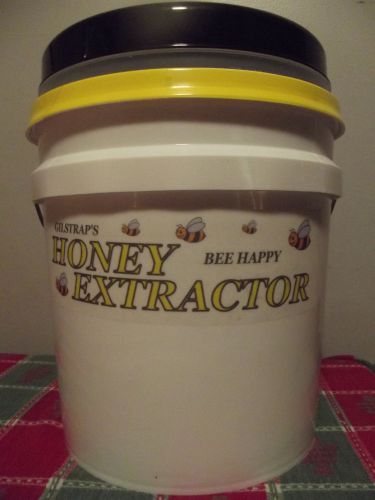 GILSTRAP HONEY EXTRACTOR GREAT FOR TOP BAR BEE HIVE