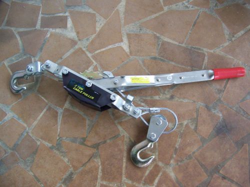 Come-Along, 2 Ton Double-Hook Cable Puller, Double-Wheel Ratchet, Hand Lever