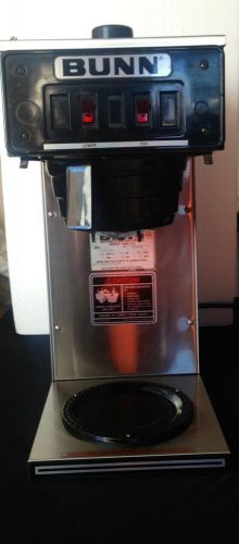 BUNN MODEL CW-15 Coffee Brewer with 2 warmers