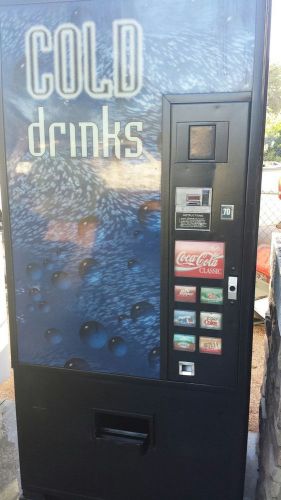 Soda vending machine, Dixie Narco 440