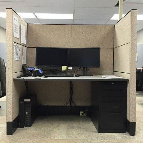 Cubicles w/ pedestals - 30&#034; x 60&#034; -- 15 work stations