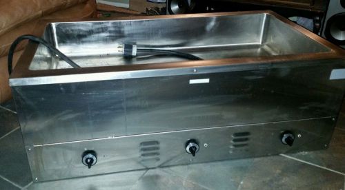 Crown verity cv3whs 42&#034; 3-well electric countertop steamer used for sale