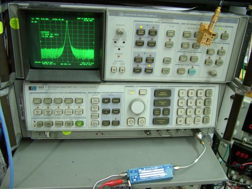 RF AMPLIFIER 8 - 18GHz BROADBAND GAIN 30db PO 15dbm SA4-1068  ( 10.368GHz )