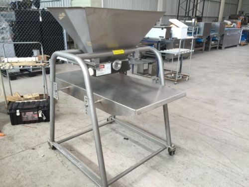Hinds Bock 4 row muffin depositor