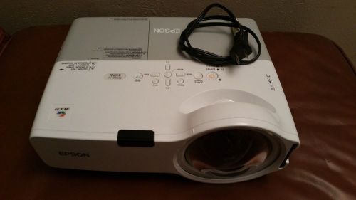 Epson powerlite 410w short throw projector with a 184hr bulb, VGA &amp; Power Cord