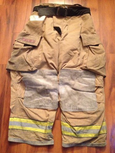 Firefighter pbi gold bunker/turn out gear globe g extreme used 38w x 28l  2005&#039; for sale