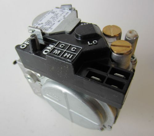 White rodgers 36j55-618 24v gas valve rogers new for sale