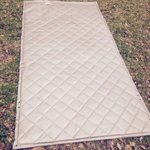 Large 4&#039;x8&#039; Industrial Sound Proofing Blanket 5T498, Noise Absorbing, Gray