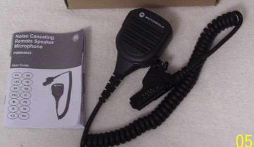 Motorola speaker microphone, model number PMMN4045A-
							
							show original title