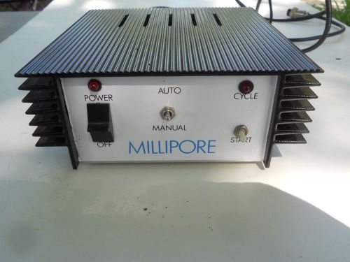 Millipore power Supply 120 VAC , 60 Hz. , 60 watts , 13.8 VDC  , 2.5 A