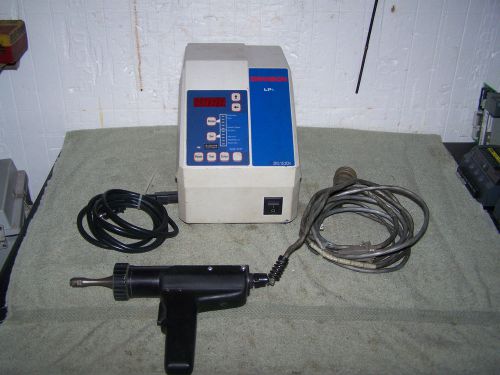 BRANSON LPT 20:0.15 LOW POWER HAND HELD PLASTIC WELDER---POWER SUPPLY & GUN-
							
							show original title