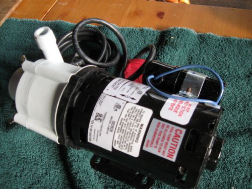 Circulating water pump new in box Little Giant magnetic pump 1/2 price sale