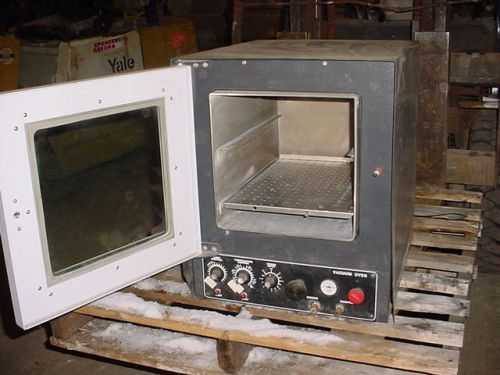 586 deg F HOTPACK vacuum oven 208/230 volt 1 ph 15 amps lab