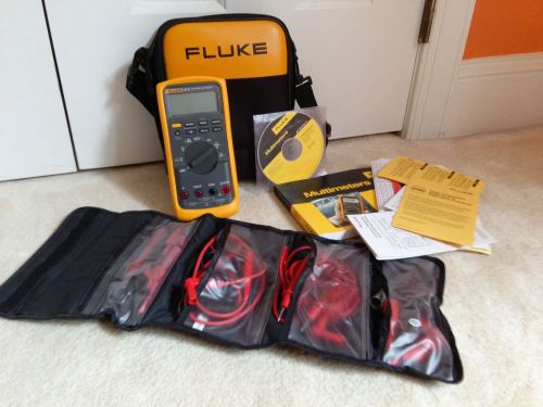 Fluke 87V Digital Multimeter - probes / case