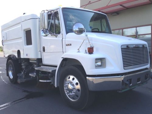 ELGIN STREET SWEEPER,PARKING LOT SWEEPER,TENNANT,JOHNSON,TYMCO,MASCO,SCHWARZE