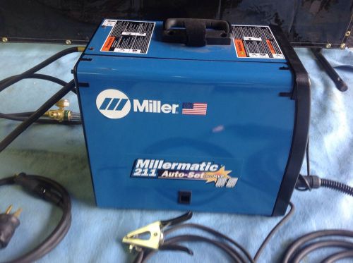 Miller Millermatic 211 Auto-Set MIG Welder With Mvp #907422. with cover
