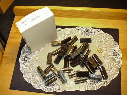 Box of 37 Allen Bradley 1492-QP5-10 TERMINAL BLOCK PLUG IN 2.5MM 10POLE 250V