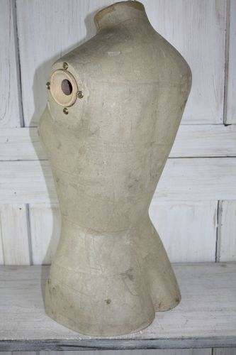VINTAGE FRENCH COUTURIERS MANNEQUIN OR DRESSMAKERS DUMMY
