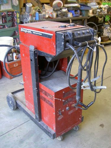 Snap-On YA240A Mig Welder - For parts only