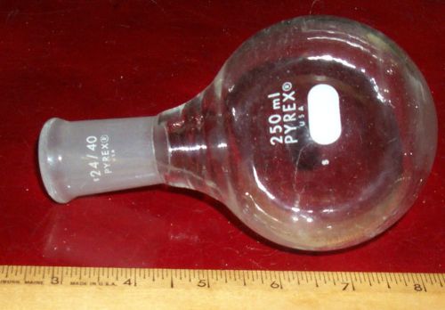 pyrex lab glass round bottom boiling Flask 250 ml 24/40