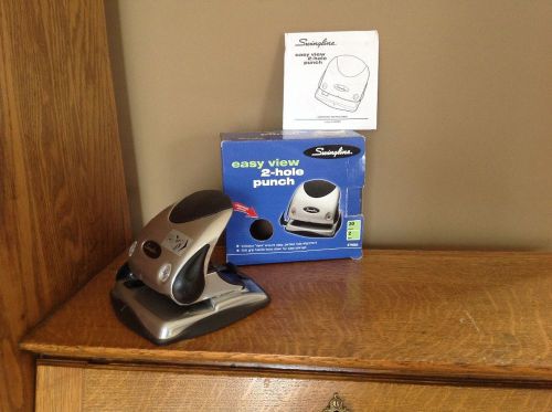 Swingline 20-Sheet Easy View Two-Hole Punch, 9/32&#034; Holes, Plastic, Black/Silver