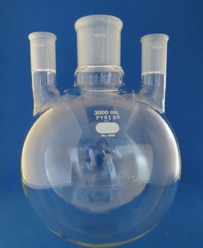 Pyrex 3000ml 3 neck round boiling flask  45/50 &amp;  24/40 # 4960 3l for sale