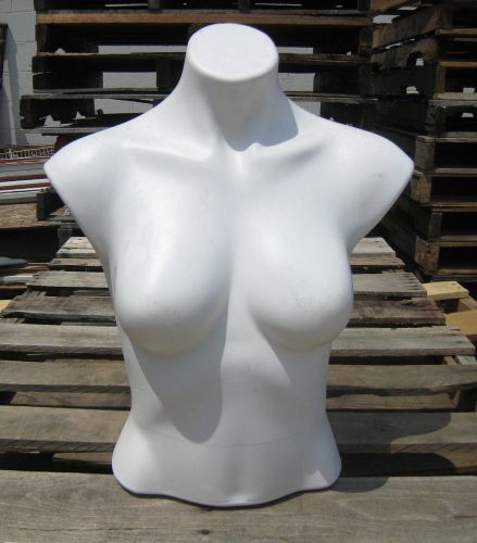 (USED) MN-AA19 White Female Half Torso Plastic Mannequn Display - Made in USA