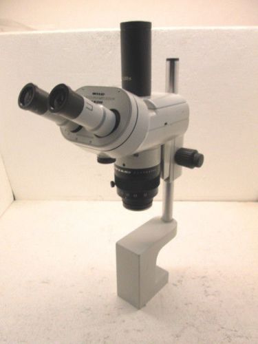 Leica Wild M420 Microscope w/ 5:1 Macrozoom Lens, Camera Mount, &amp; Stand