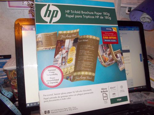 HP Tri-Fold Brochure Paper Pre-scored Heavier Glossy Paper 8.5&#034; X 11&#034;100 Sheets