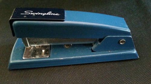 Swingline Stapler Blue #711, 5 1/4&#034; Vintage EUC