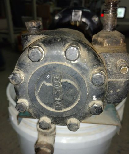 High capacity oil pump, 1725 rpm for sale