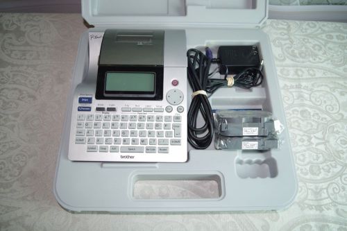 Brother P-Touch PT-2710 Electronic Labeling System Label Printer +2 Tapes +Case