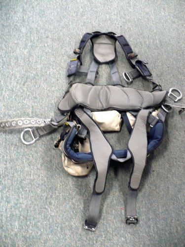 DBI Sala ExoFit Tower Climbing Harness with 3 Klein Bags -Size M- 2013-Free Ship