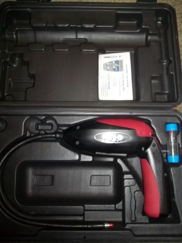 Matco Tools ~ Model 55100 ~ Electronic Leak Detector ~ In Case ~ No Reserve