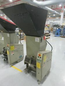 Conair CR-617 Granulator w/ Siemens 2.2-kW Motor
