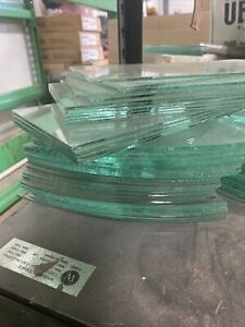 1 Tempered Glass Panel - 8 15/16 X 4 15/16 X 3mm (1/8 Thick).