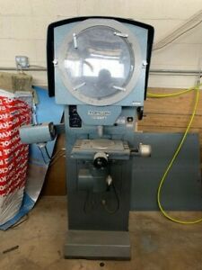 Topcon PP-36 OPTICAL COMPARATOR , PROFILE PROJECTOR