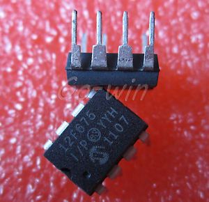 50pcs PIC12F675-I/P PIC12F675 12F675 DIP-8 Microcontroller CHIP IC
