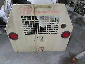 (1) USED DOOSAN INGERSOLL RAND LIGHT TOWER LIGHT PLANT REAR METAL PANEL