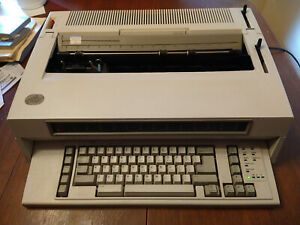 IBM Wheelwriter 10 Series II