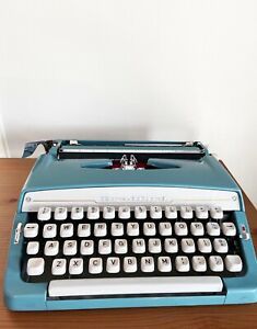Vintage 1963 Baby Blue &#034;Bradford&#034; Manual Portable Typewriter from Brother