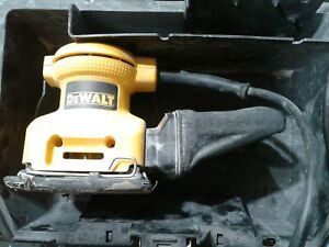 Pre-owned Dewalt DW411 1/4 Sheet Palm Sheet Sander