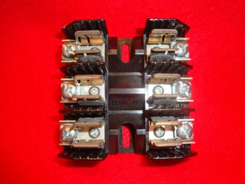 2 PIECES NEW BUSSMAN H25030-3PR 30 AMP 3-POLE 250 VOLT FUSE BLOCK NO RESERVE