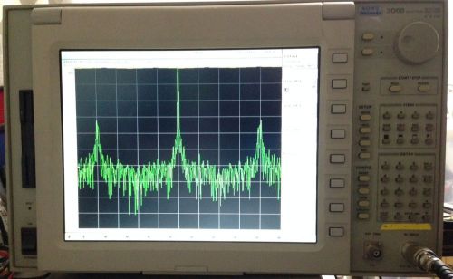 Tektronix 3066 Spectrum Analyzer DC-3GHz slight fault