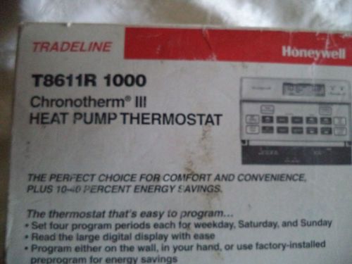 Honeywell Heat Pump Thermostat Chronotherm111 T8611R 1000