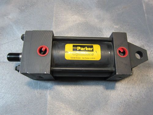 PARKER HYDRAULIC CYLINDER # 3.25 CBB-3LLUS14AC 4.00