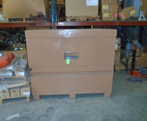 Knaack 89 60&#034; x 30&#034; x 49&#034; jobsite storagemaster piano chest refubished for sale